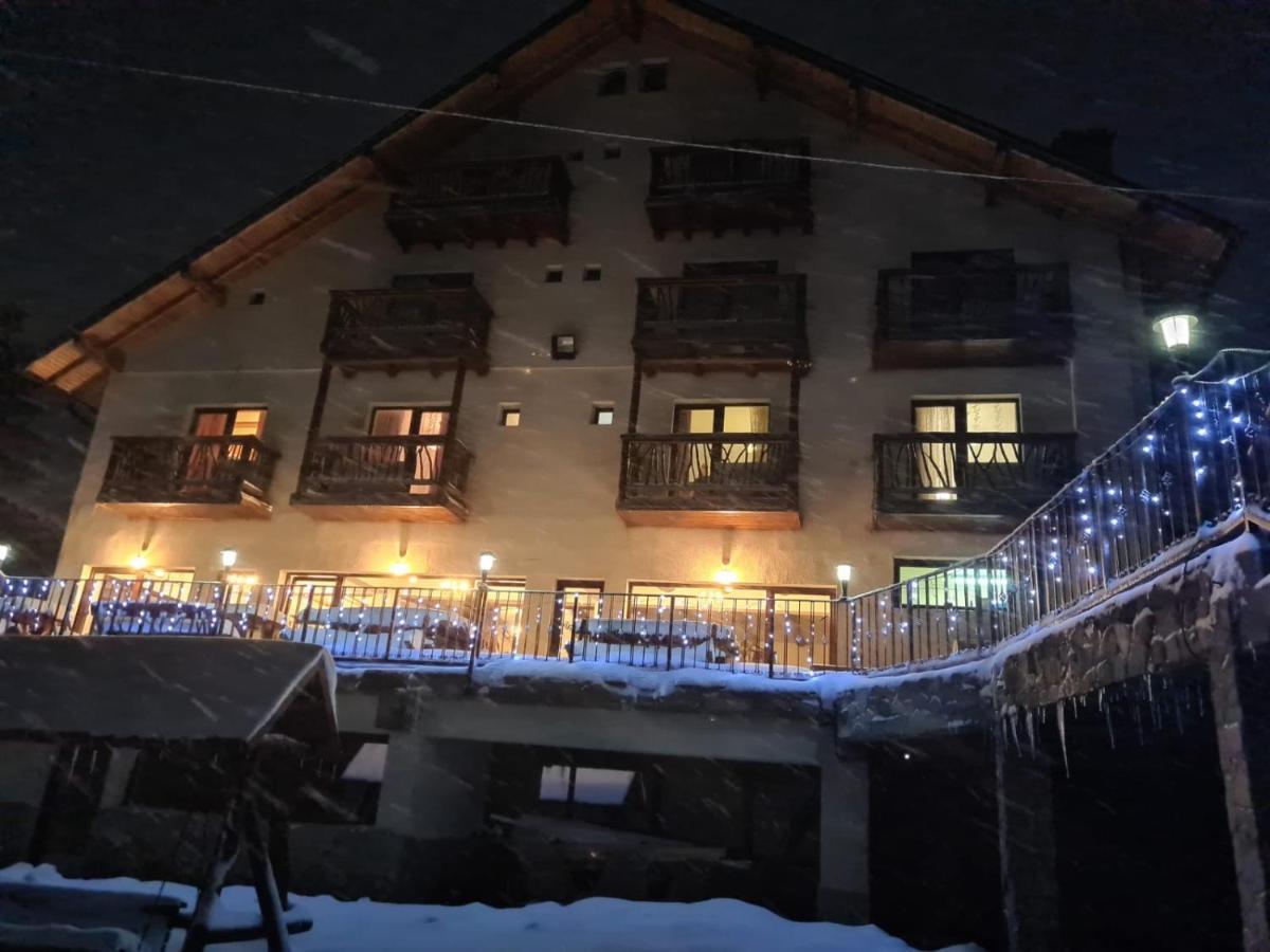 丰达塔 畔斯尼优索卡特斯旅馆酒店 外观 照片